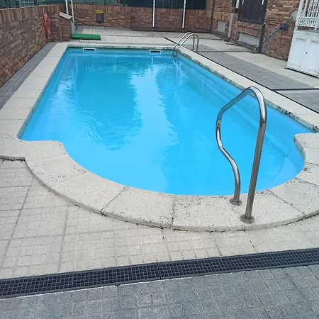 דירה Casuca, Terraza Y Jardin
