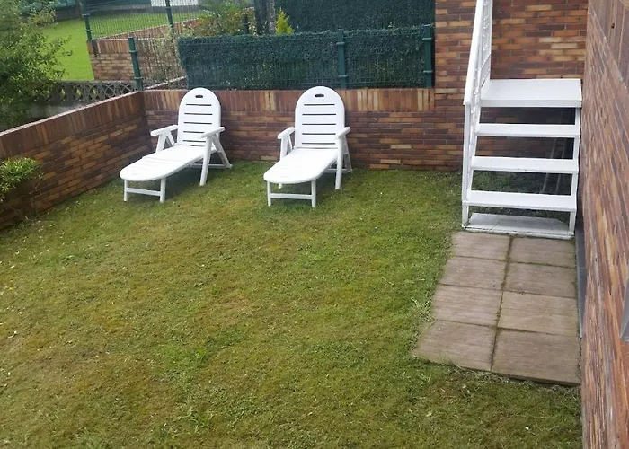 Casuca, Terraza Y Jardin Ajo